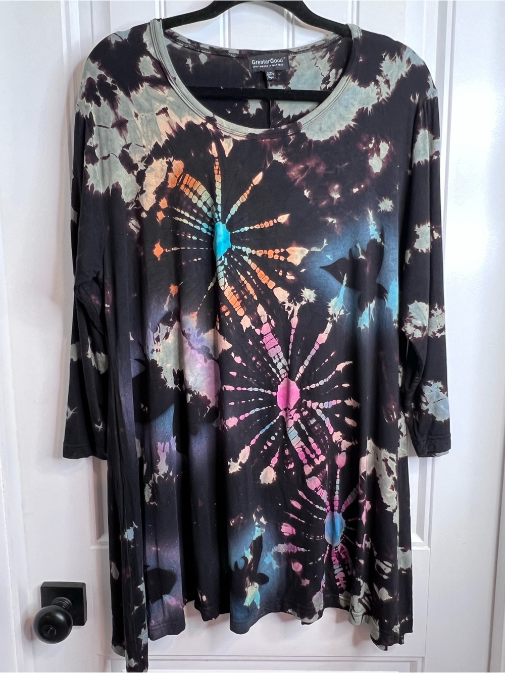 Greater Good Black Tie-Dye Floral‎ Butterfly Burst Shark Bite Tunic Top. L/XL.